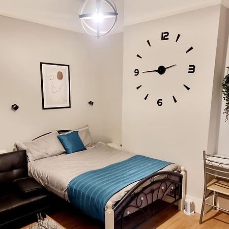 Stylish Apartment, Self Check-In, Ideal 4 Contractors, 25Mins To Gatwick Airport Thornton Heath Eksteriør bilde