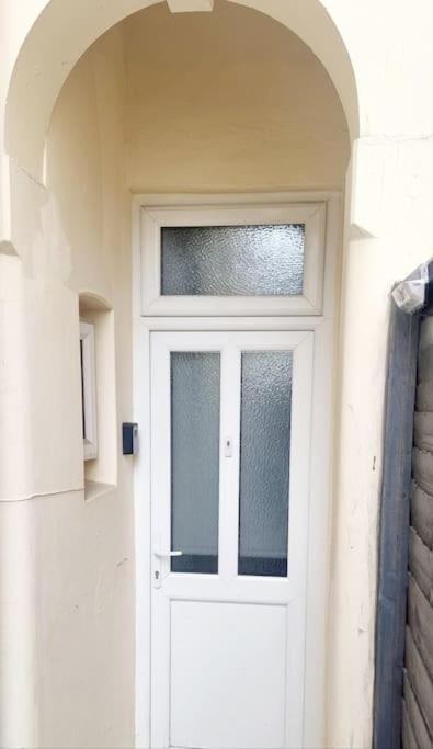 Stylish Apartment, Self Check-In, Ideal 4 Contractors, 25Mins To Gatwick Airport Thornton Heath Eksteriør bilde
